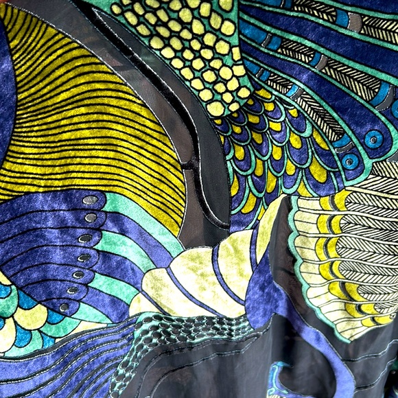 NWOT.  Citron vibrant & sheer blouse. Lightweight with a peacock colored design. - Picture 7 of 11
